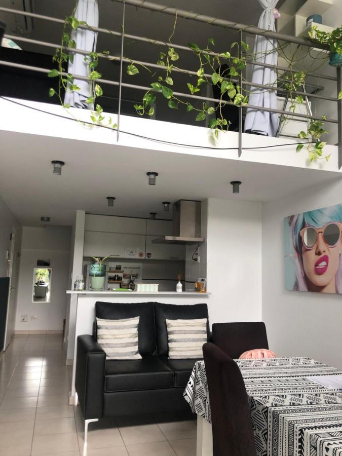 Apartament El Depto Tipo Duplex Pleno Centro Incluye Cochera Consultar Servicio De Parking Monte Grande Zewnętrze zdjęcie